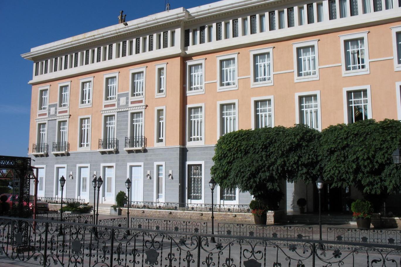 فندق بلودان الكبير - Grand Bloudan Hotel