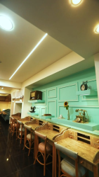 تشابتر بيزنس كافيه للشغل أو الدراسة: تجربة جديدة بعالم الكافيهات بدمشق!